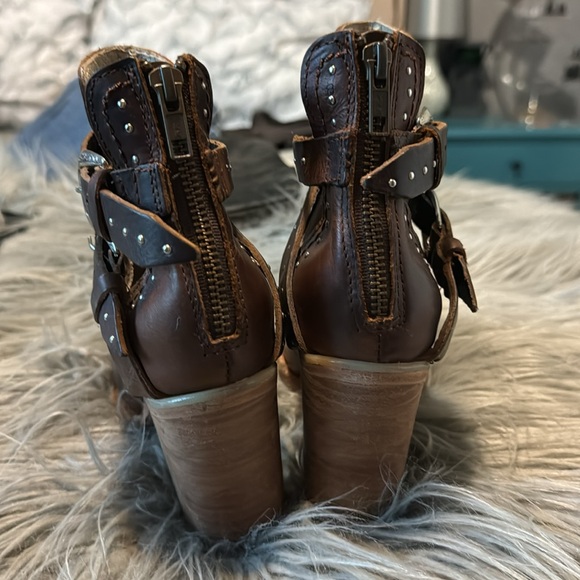 Freebird - Picture 4 of 7